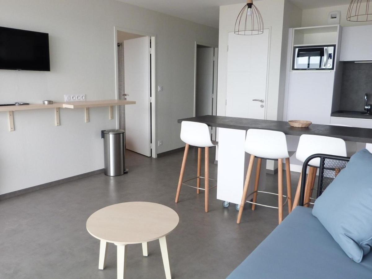 Appartement Plage, Piscine, Balcon, Animaux, Parking - Fr-1-194-201 Ла-Транш-сюр-Мер Екстер'єр фото