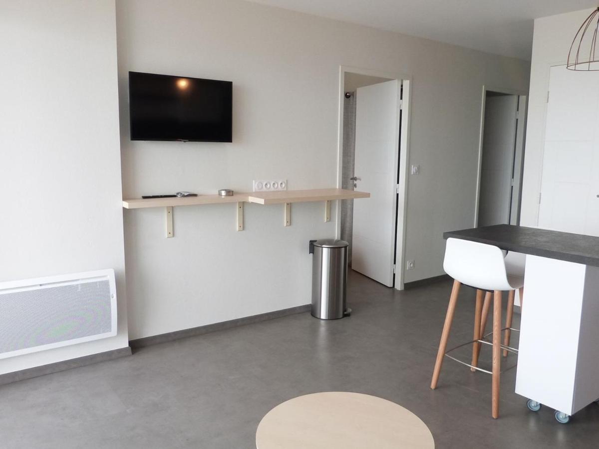 Appartement Plage, Piscine, Balcon, Animaux, Parking - Fr-1-194-201 Ла-Транш-сюр-Мер Екстер'єр фото
