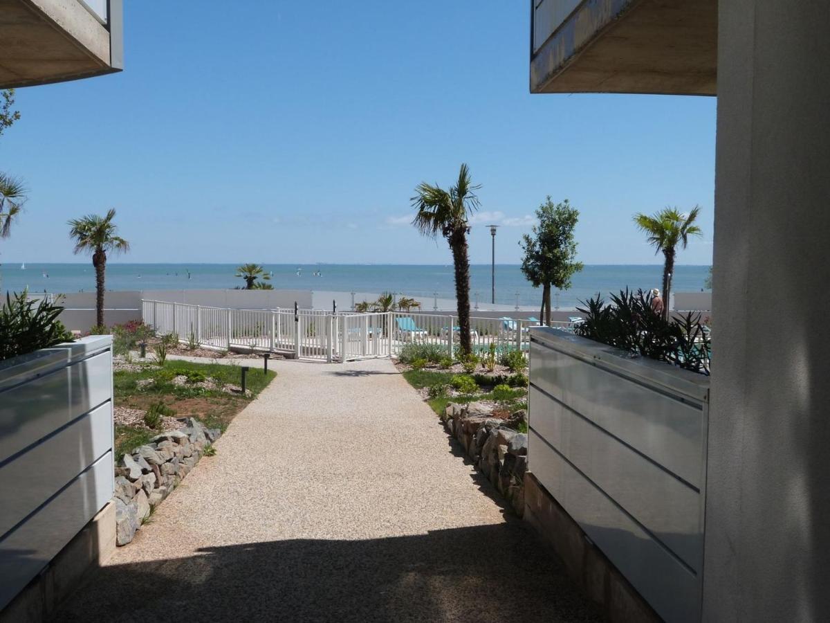Appartement Plage, Piscine, Balcon, Animaux, Parking - Fr-1-194-201 Ла-Транш-сюр-Мер Екстер'єр фото