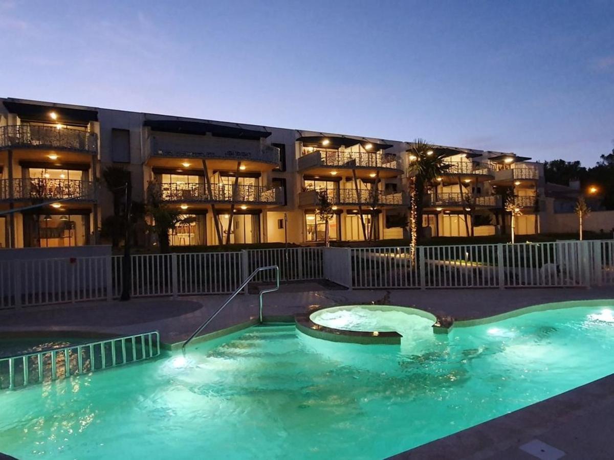 Appartement Plage, Piscine, Balcon, Animaux, Parking - Fr-1-194-201 Ла-Транш-сюр-Мер Екстер'єр фото